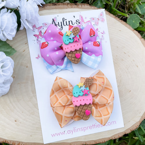 Grinch Ribbon Bow – Aylin's Pretties